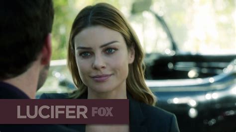 chloe decker season 1